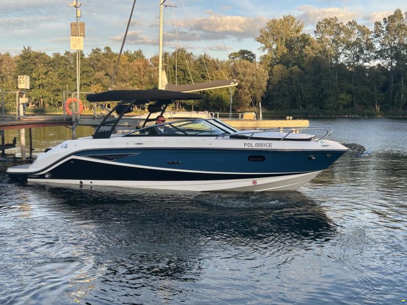 Sea Ray 250 SSE