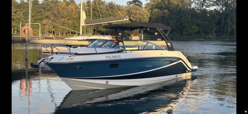 Sea Ray 250 SSE