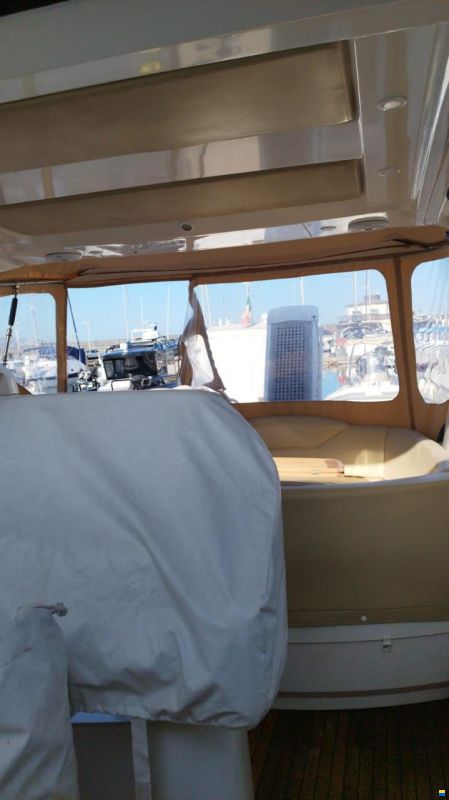 Beneteau Montecarlo 37 Hard Top