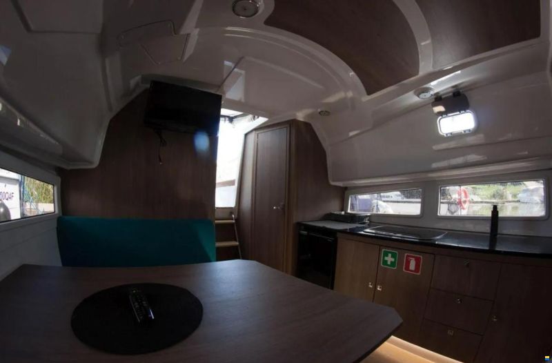 Nautic Yachts NEON 990