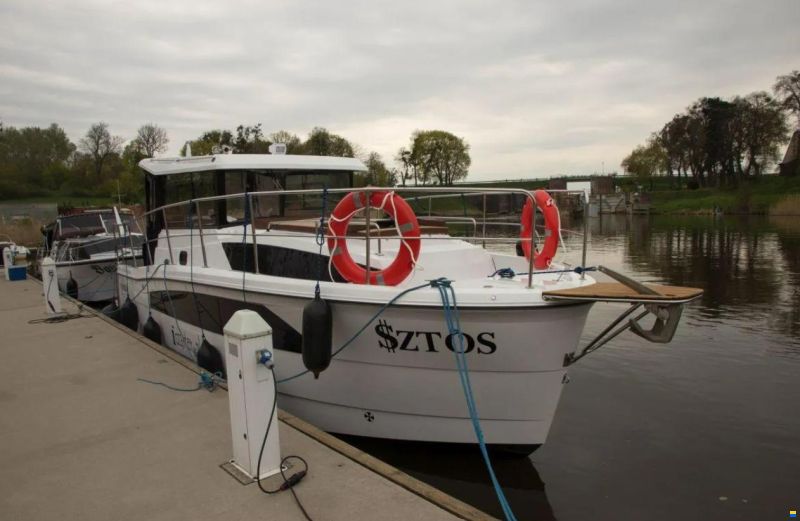 Nautic Yachts NEON 990