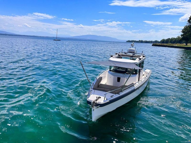 Axopar 28 Cabin