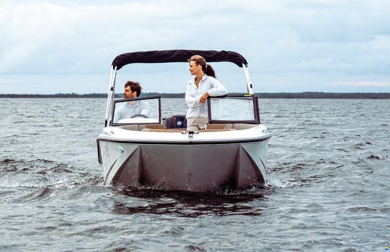 Quicksilver 525 AXESS / Mercury 115 prêt à naviguer