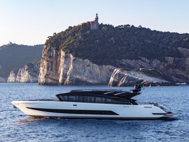 AB Yachts 110