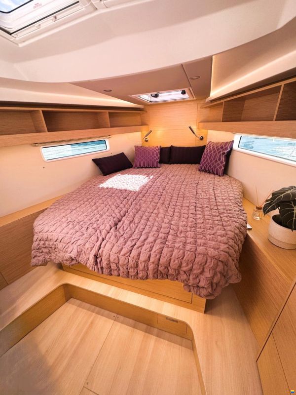 Hanse 410 NEU auf Bestellung, segelklar zu Was