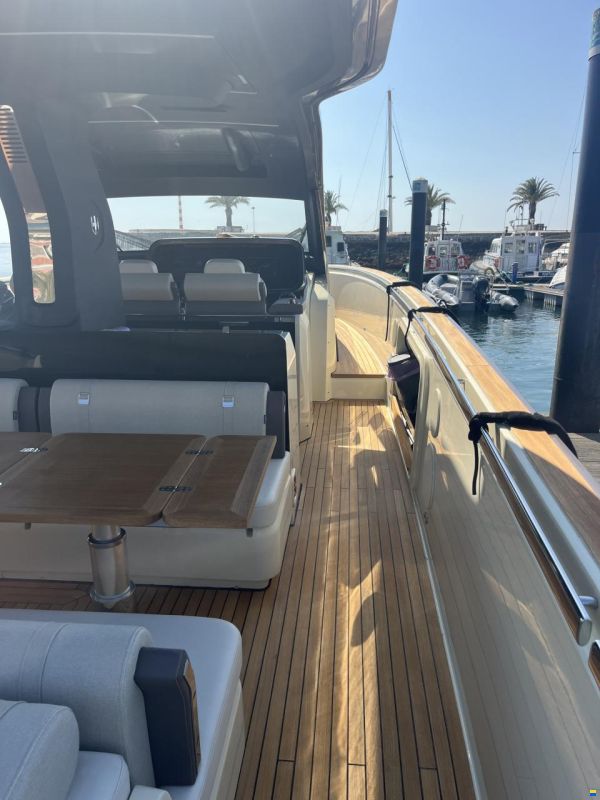 Invictus TT460