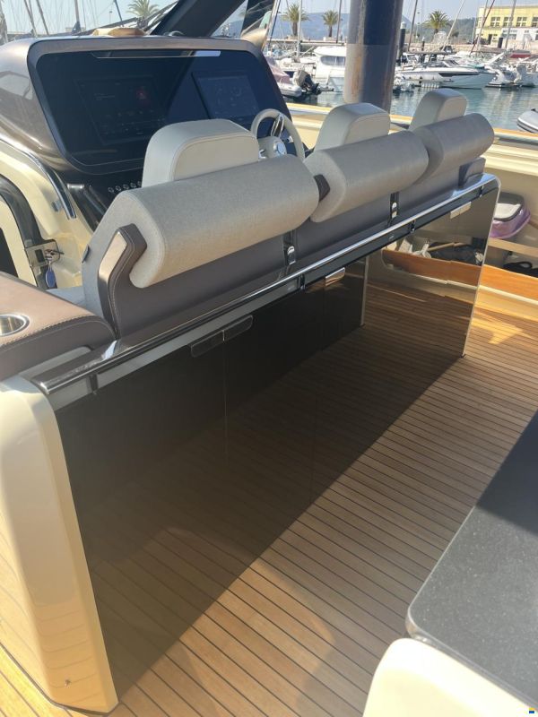 Invictus TT460