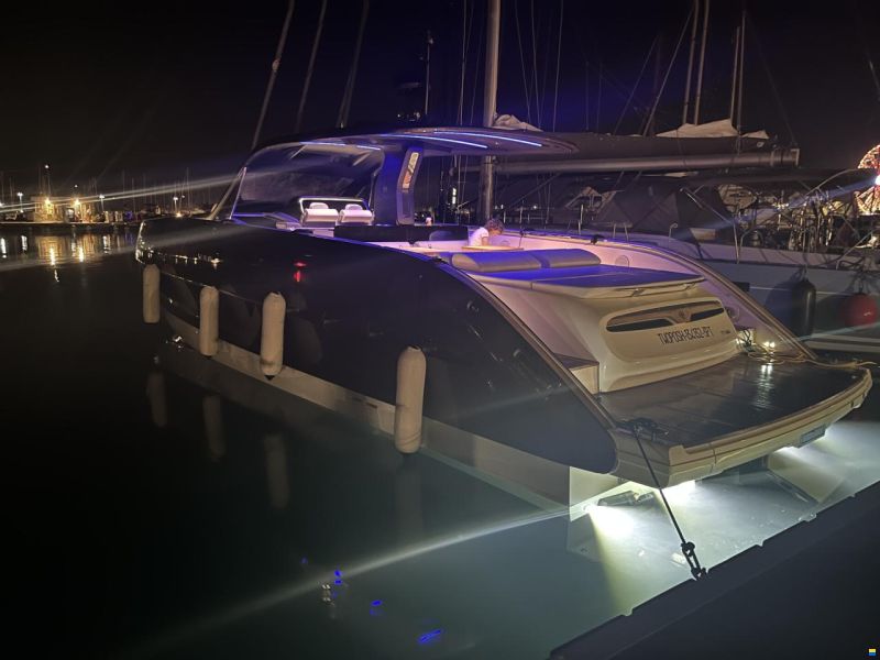 Invictus TT460