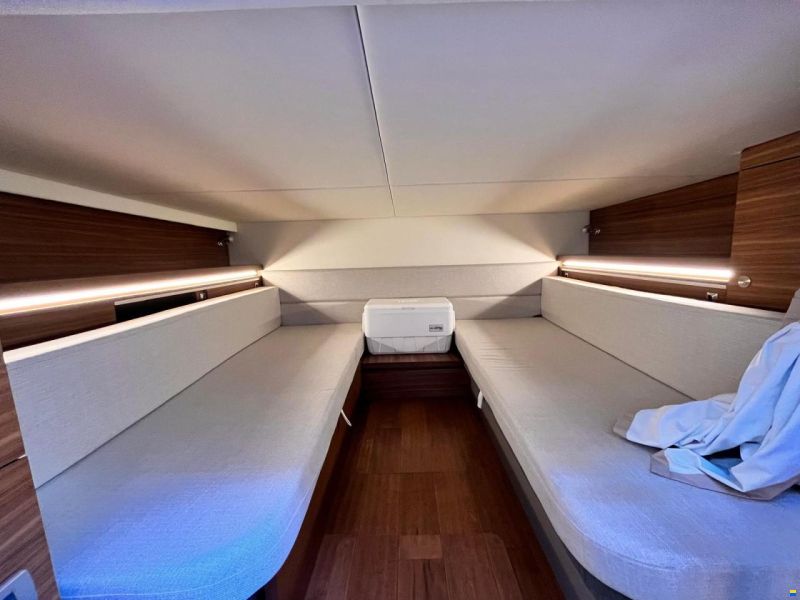 Sea Ray 320 Sun Dancer