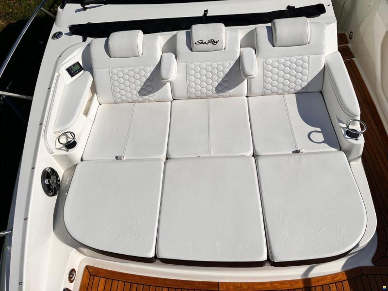 Sea Ray 320 Sun Dancer