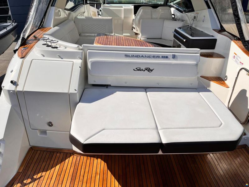 Sea Ray 320 Sun Dancer