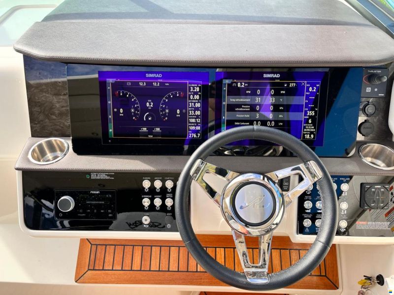 Sea Ray 320 Sun Dancer