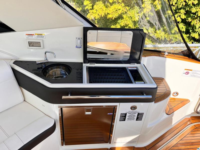 Sea Ray 320 Sun Dancer