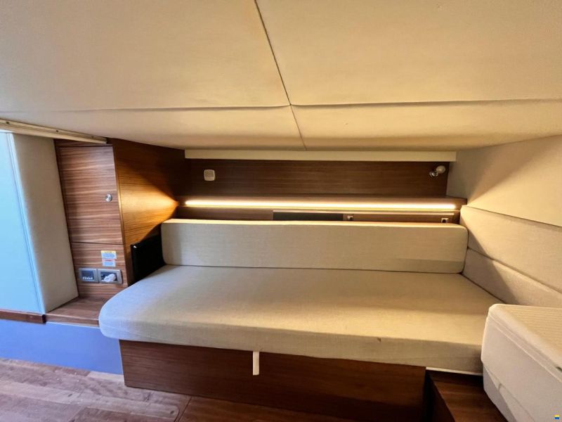 Sea Ray 320 Sun Dancer