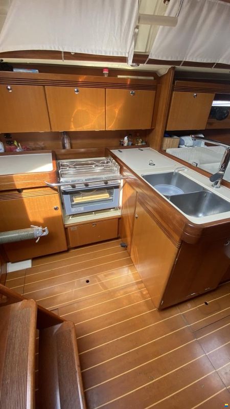 Dufour 40