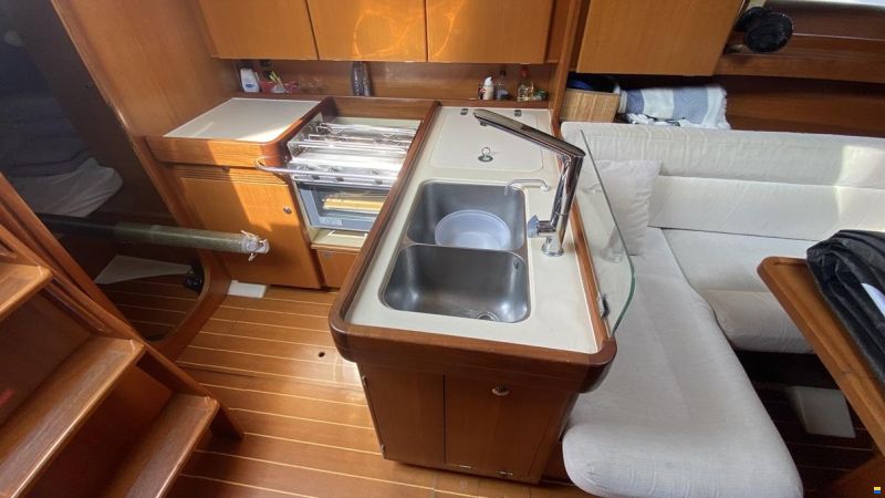 Dufour 40