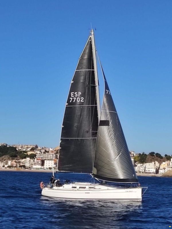 Dufour 40