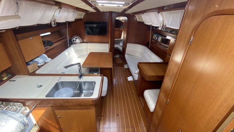 Dufour 40
