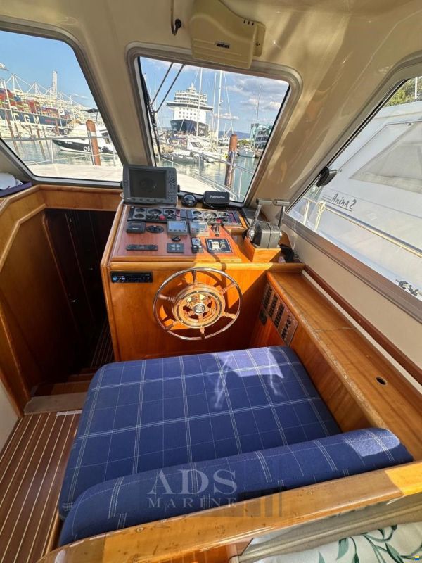 Adria Vektor 1002