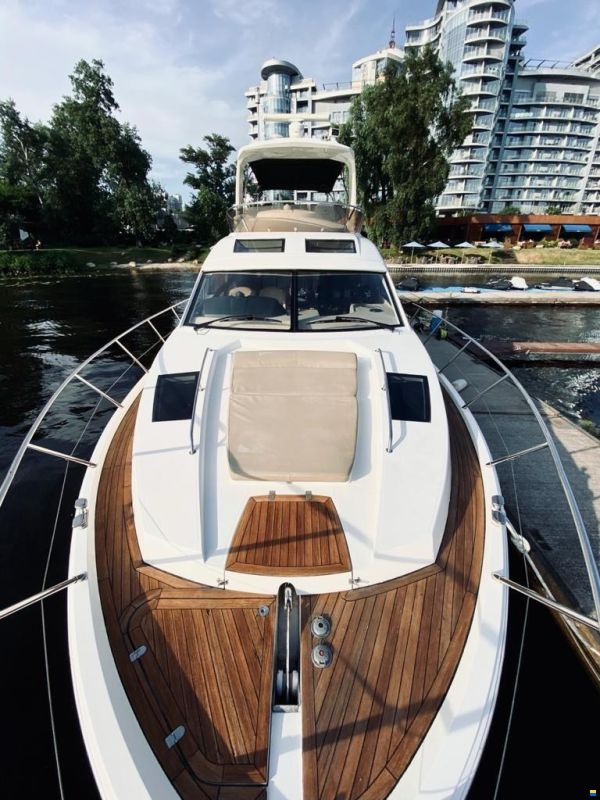 Sealine T50