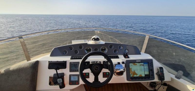Sealine T50