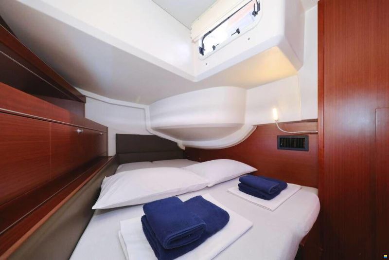 Hanse 575