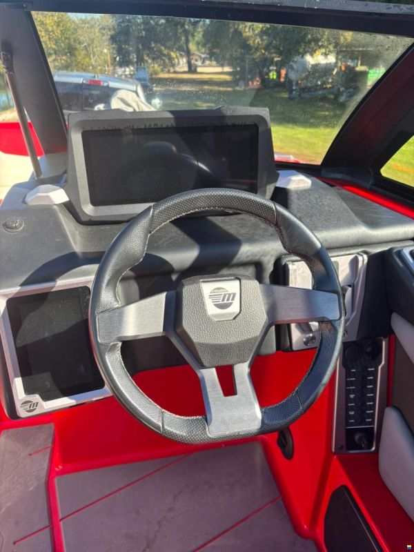 Malibu M220