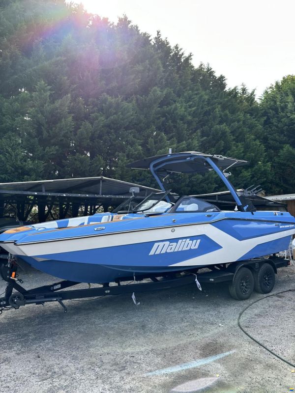 Malibu 23 MXZ