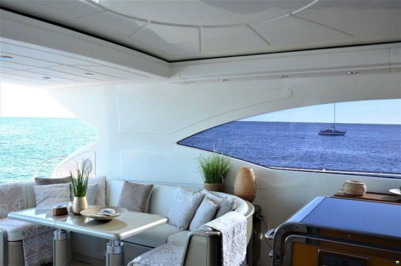 Overmarine Mangusta 72 Open