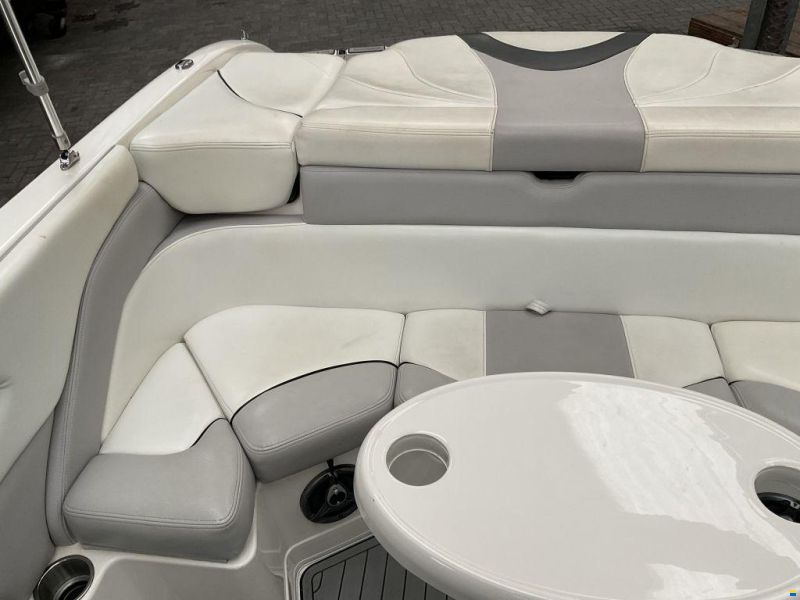 Bryant 246 Bowrider
