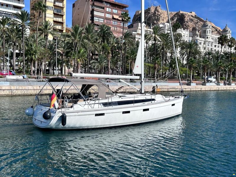 Bavaria Cruiser 41 Style