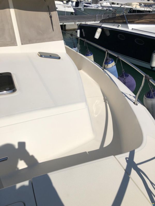 Mainship TRAWLER 400