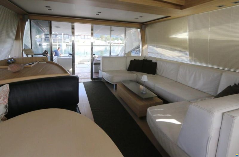Uniesse 75 HT