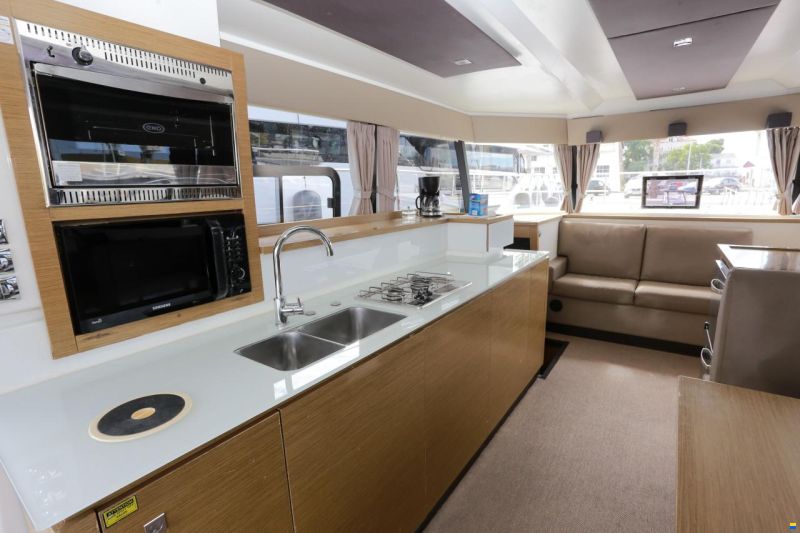 Fountaine Pajot MY 37