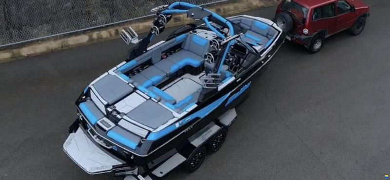 Malibu M220