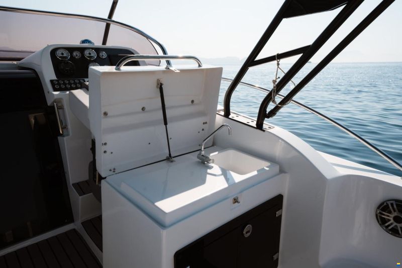 Saver 870 cabin