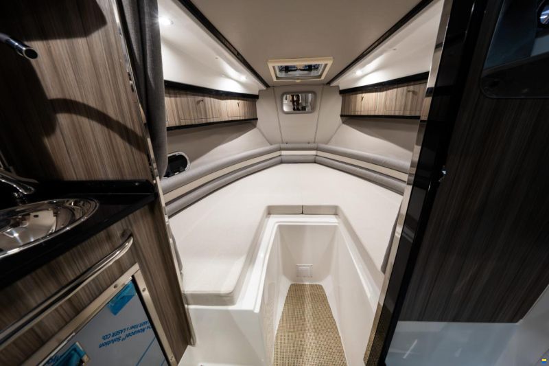 Saver 870 cabin