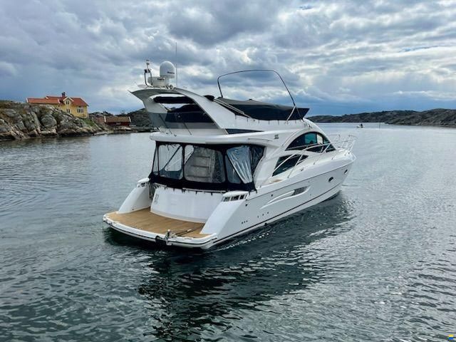 Galeon 440 Fly