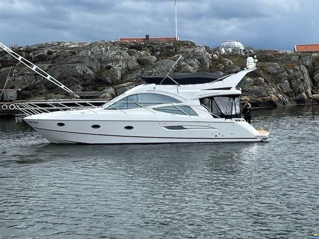 Galeon 440 Fly