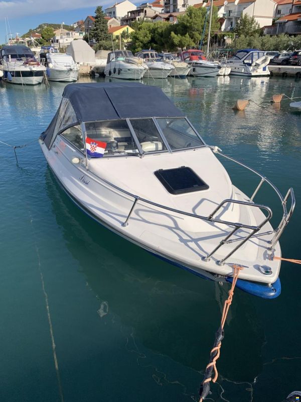 Bayliner 1952 Capri CL