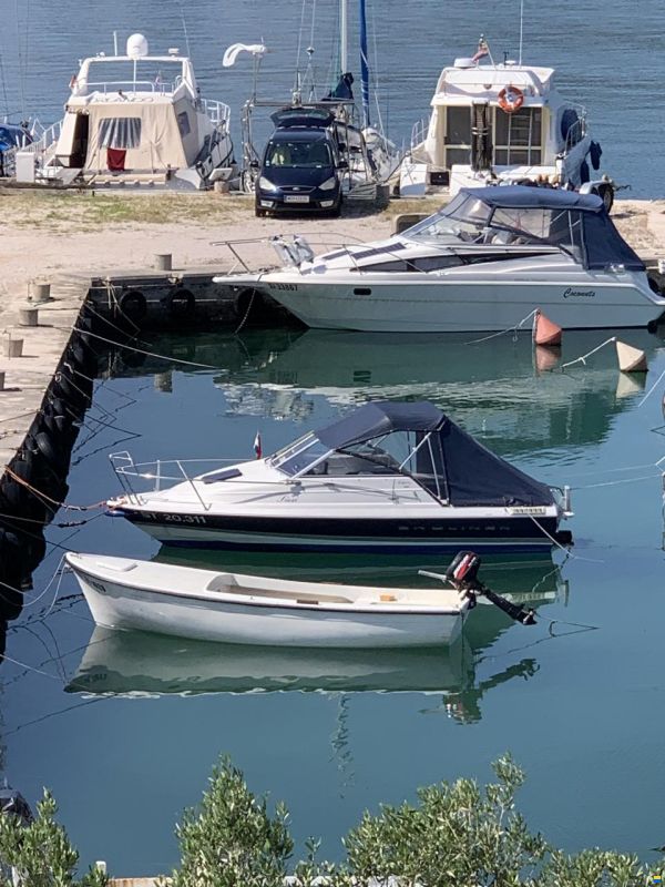 Bayliner 1952 Capri CL
