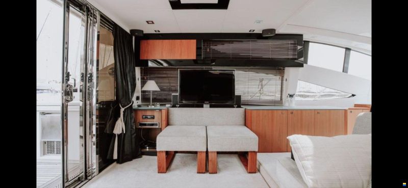 Sunseeker 64 PREDATOR - 2011