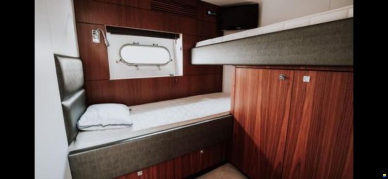 Sunseeker 64 PREDATOR - 2011