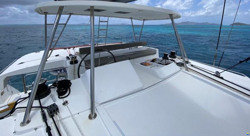 Lagoon 450 F
