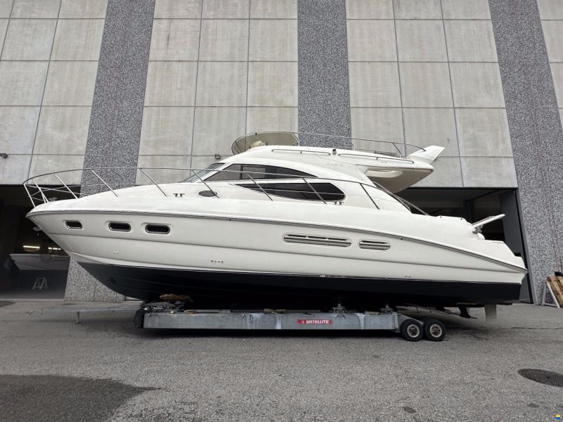 Sealine F42/5