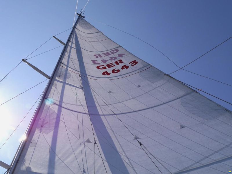 Helmsman 43