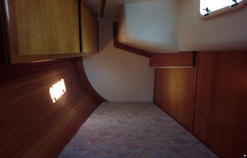 Helmsman 43