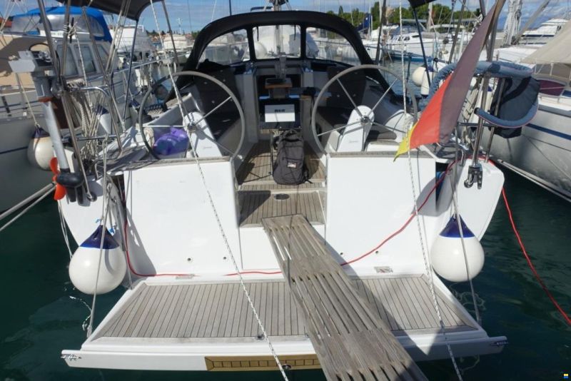 Hanse 345