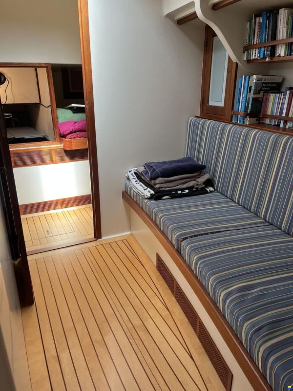 Puffin 42