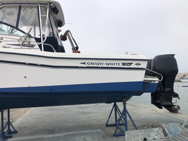 Grady White Boats Sailfish 25 Sport B.